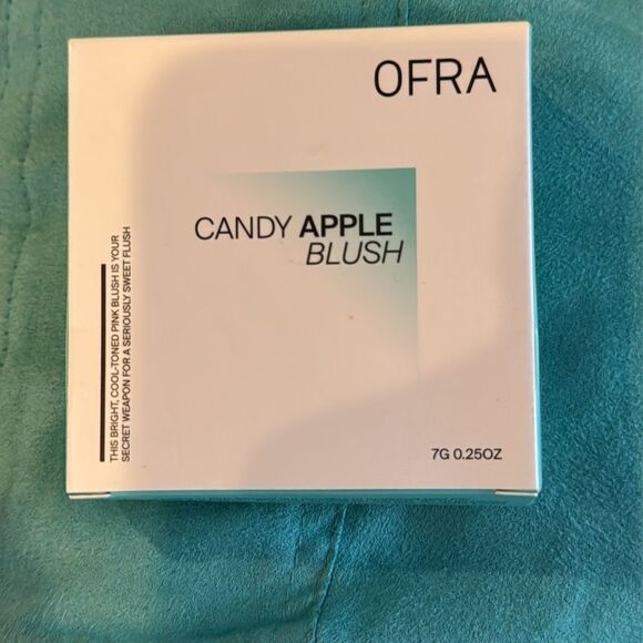OFRA BLUSH IN CANDY APPLE A BRIGHT COOL TONED PINK COMES NIB CREATE ROSY GLOW - Picture 5 of 6